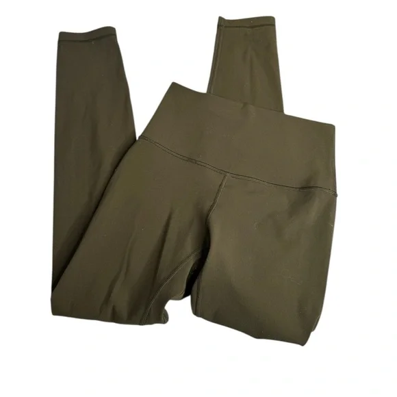 Lululemon Olive Green Align Crop leggings
Sz 4 - Picture 2 of 4